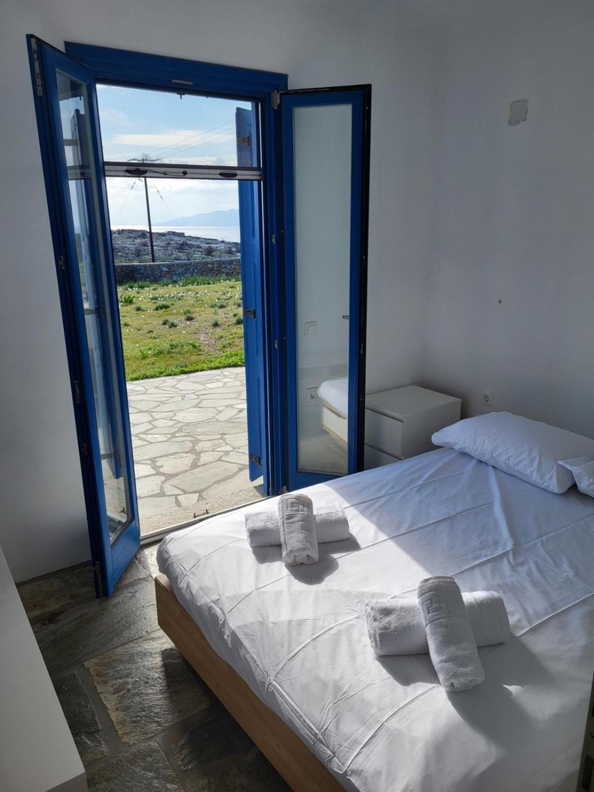Serenity Kythnos Bagian luar foto
